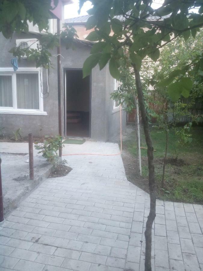 Villa Malu Kutaissi Exterior foto
